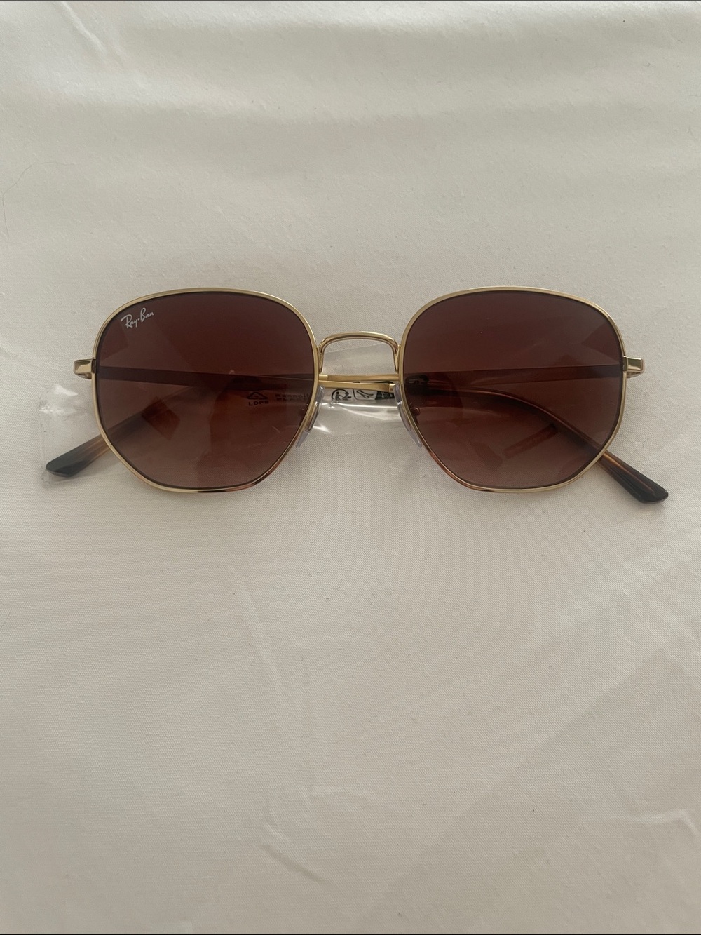 Ray-Ban Sunglasses in Arista Gold and Brown Gradient - RB3682 - Picture 3 of 5